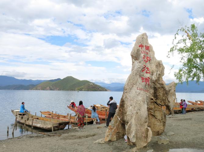 云南泸沽湖门票要多少?(泸沽湖景区收费吗)-图2 云南泸沽湖门票要多少?(泸沽湖景区收费吗)-图2