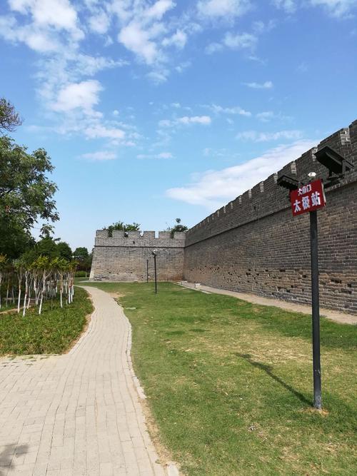 开封城墙景区停车方便吗?(开封市城墙公园收费嘛)-图3 开封城墙景区停车方便吗?(开封市城墙公园收费嘛)-图3