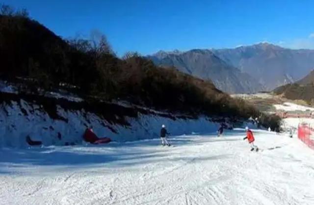 成都十大滑雪场排名?(太子岭滑雪怎么收费)-图2 成都十大滑雪场排名?(太子岭滑雪怎么收费)-图2