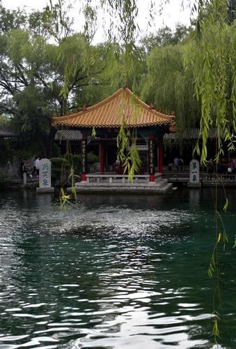 济南趵头泉要不要钱?(济南大明湖景区收费吗)-图3 济南趵头泉要不要钱?(济南大明湖景区收费吗)-图3