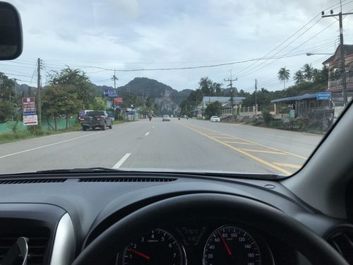 限速/超速/高速公路收费泰国道路几乎没？(泰国的高速公路收费吗)-图3