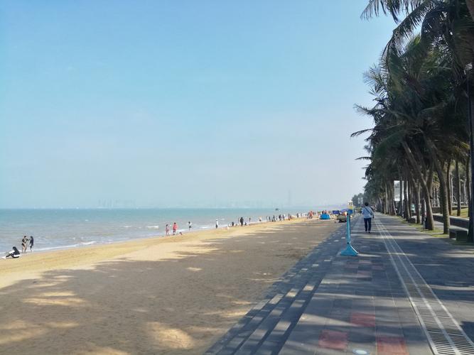 海口市假日海滩水温?(假日沙滩收费吗)-图2 海口市假日海滩水温?(假日沙滩收费吗)-图2