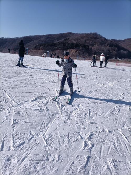 四平适合情侣去的地方?(吉林四平叶赫划雪场收费)-图2 四平适合情侣去的地方?(吉林四平叶赫划雪场收费)-图2