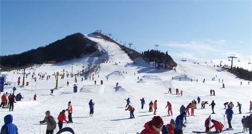 沈阳附近哪个滑雪场好玩?(东北亚儿童滑雪收费吗)-图3 沈阳附近哪个滑雪场好玩?(东北亚儿童滑雪收费吗)-图3