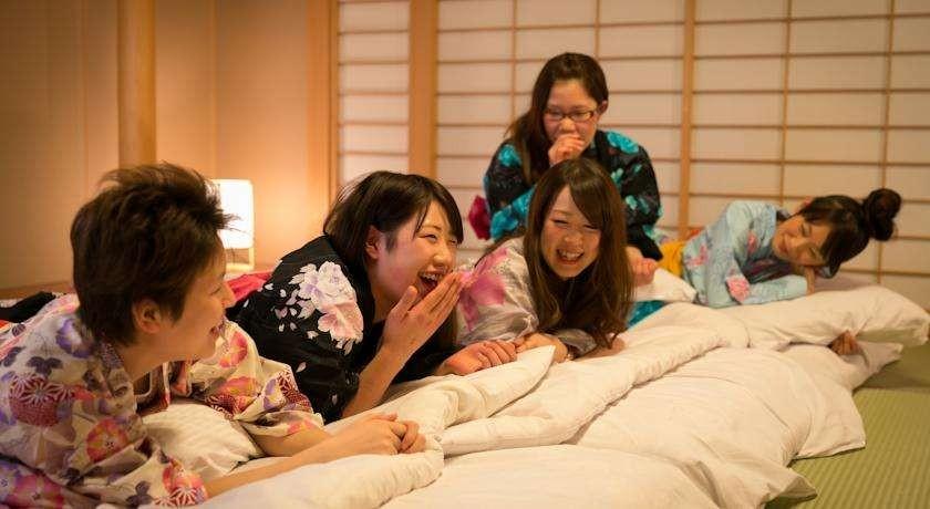 未成年能入住酒店吗?(日本酒店6岁孩子收费吗)-图3 未成年能入住酒店吗?(日本酒店6岁孩子收费吗)-图3