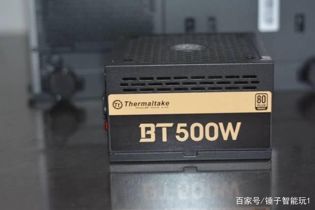 组装电脑的电源怎么选择?(emi船公司的收费标准)-图1 组装电脑的电源怎么选择?(emi船公司的收费标准)-图1