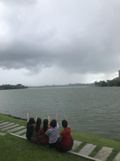 松山湖松湖烟雨怎么预约？(松湖烟雨停车费怎么收费)