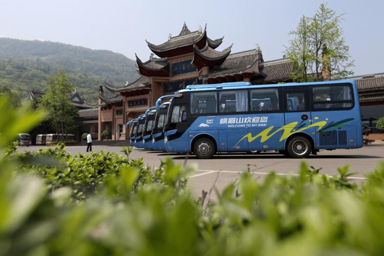 徒步峨眉山车停哪里好?(峨眉山景区停车收费标准)-图2 徒步峨眉山车停哪里好?(峨眉山景区停车收费标准)-图2