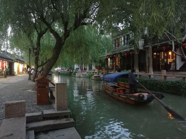 2023年周庄晚上几点不要门票?(周庄买门票后到里面还收费吗a)-图3 2023年周庄晚上几点不要门票?(周庄买门票后到里面还收费吗a)-图3