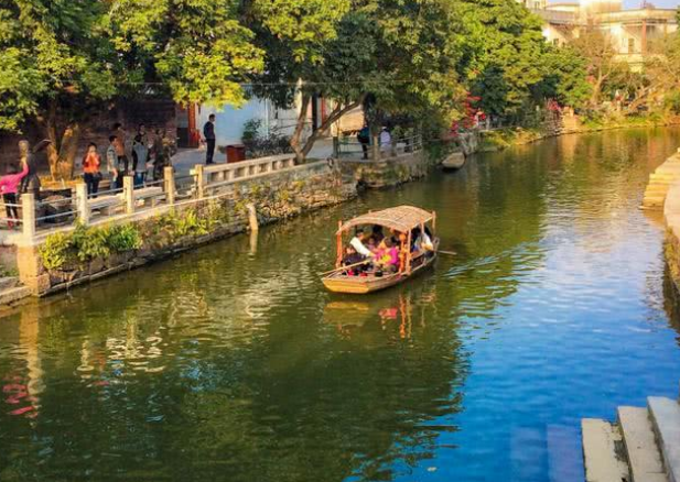 逢简水乡晚上可以去吗?(逢简水乡游船怎么收费)-图2 逢简水乡晚上可以去吗?(逢简水乡游船怎么收费)-图2