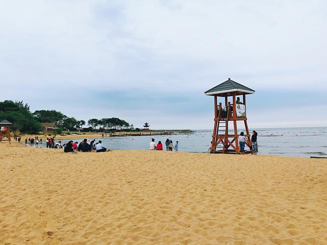 北戴河哪几个海水浴场好?哪几个必去?(北戴河平水桥公园收费么)-图2 北戴河哪几个海水浴场好?哪几个必去?(北戴河平水桥公园收费么)-图2