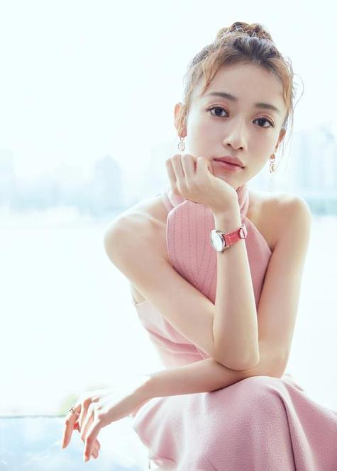 浮出水面吴谨言结局?(赛琳娜电话怎么收费)-图3 浮出水面吴谨言结局?(赛琳娜电话怎么收费)-图3