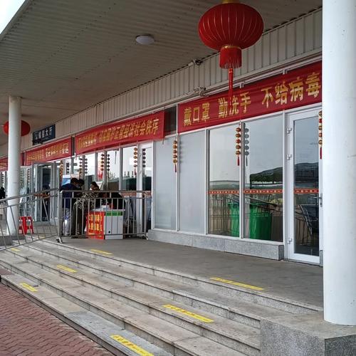 海口火车站有过夜的停车场吗？如何收费？(海口东站行李寄存收费)-图3