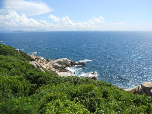 蜈支洲岛玩需要几天?(蜈支洲岛观日岩 收费吗)-图3 蜈支洲岛玩需要几天?(蜈支洲岛观日岩 收费吗)-图3