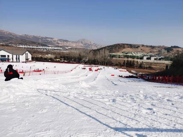青岛周边滑雪场排名?(藏马山滑雪场收费)-图3 青岛周边滑雪场排名?(藏马山滑雪场收费)-图3
