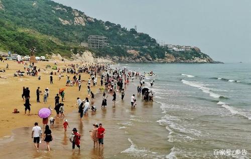 自驾连云港赶海住哪里比较方便？(2018连云港连岛如何收费)