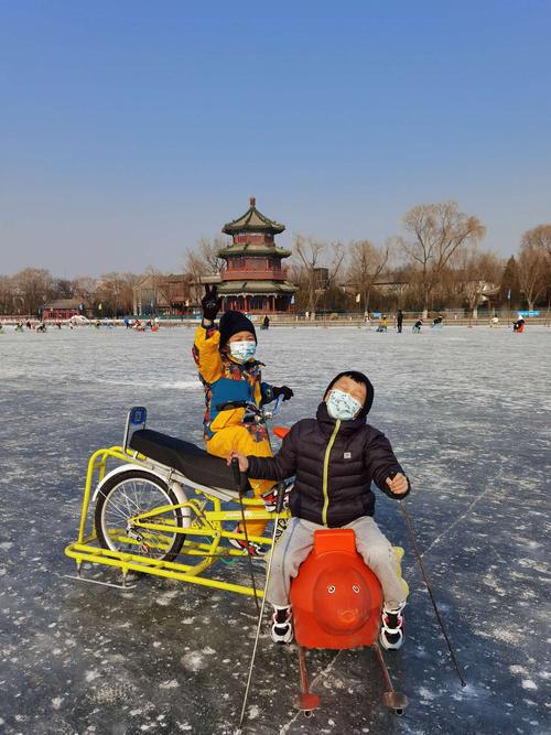 什刹海冰场几点关门?(什刹海溜冰场怎么收费)-图2 什刹海冰场几点关门?(什刹海溜冰场怎么收费)-图2