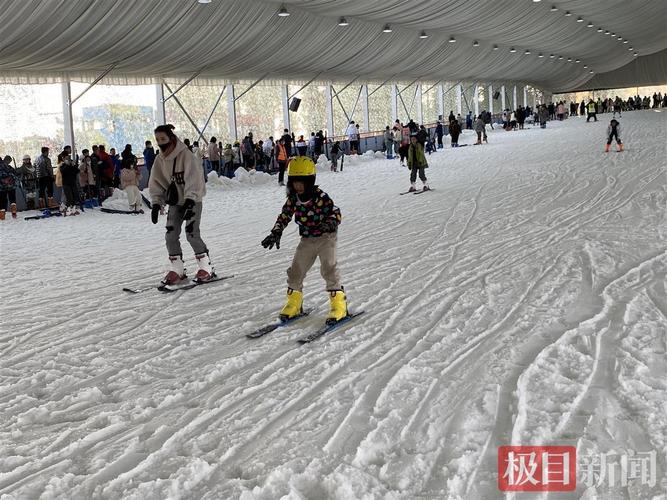 辽宁多地冰雪赛事掀热潮?(辽宁滑雪怎么收费)-图1 辽宁多地冰雪赛事掀热潮?(辽宁滑雪怎么收费)-图1