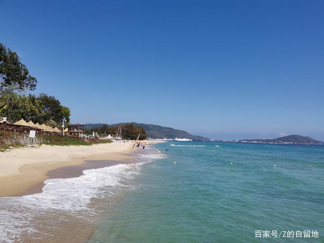 三亚哪里的沙滩最多？(三亚沙滩哪里好收费嘛)