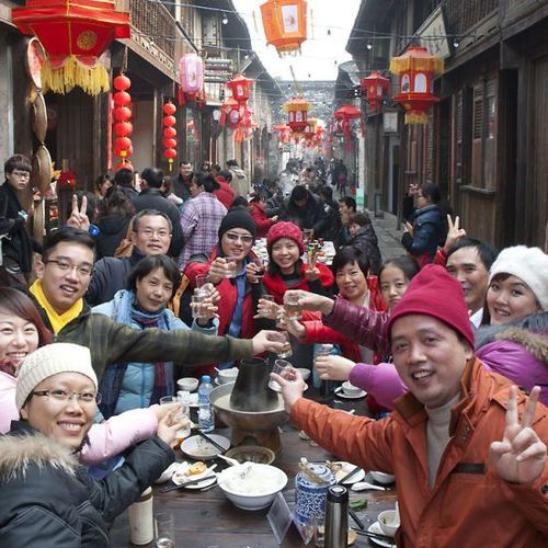 最适合春节去的7个古镇?(乌镇长街宴收费多少)-图3 最适合春节去的7个古镇?(乌镇长街宴收费多少)-图3