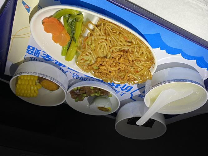 南航飞机餐23点有吗?(南航飞机选餐收费吗)-图3 南航飞机餐23点有吗?(南航飞机选餐收费吗)-图3