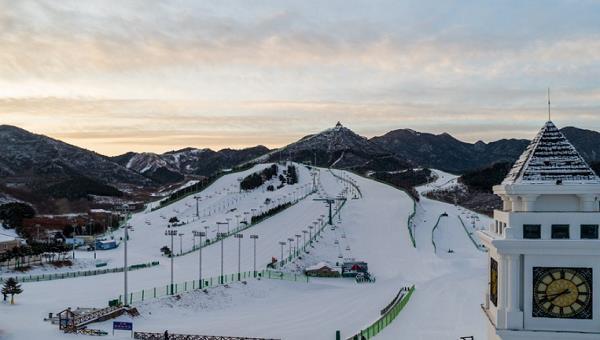 北京南山滑雪场雪道参数?(北京南山滑雪场儿童收费)-图3 北京南山滑雪场雪道参数?(北京南山滑雪场儿童收费)-图3