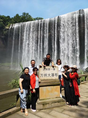 万州大瀑布门票多少钱?(万州旅游景点收费)-图2 万州大瀑布门票多少钱?(万州旅游景点收费)-图2