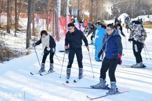 净月潭滑雪场在室内吗?(净月潭滑雪收费)-图3 净月潭滑雪场在室内吗?(净月潭滑雪收费)-图3