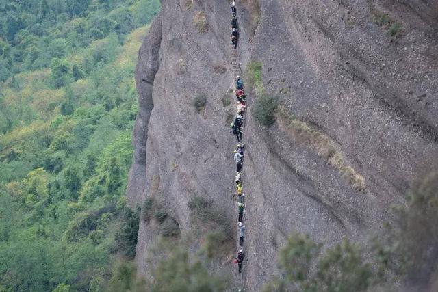 怎么开车上虞山?(剑门关停车收费吗)-图2 怎么开车上虞山?(剑门关停车收费吗)-图2