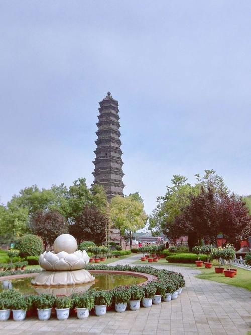 开封铁塔公园钓鱼要门票吗?(开封铁塔公园停车收费)-图2 开封铁塔公园钓鱼要门票吗?(开封铁塔公园停车收费)-图2