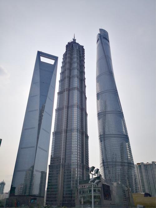 请问上海中心大厦乘几号地铁?(上海中心大厦进入收费吗)-图3 请问上海中心大厦乘几号地铁?(上海中心大厦进入收费吗)-图3