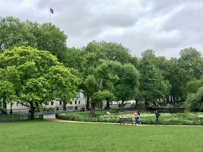 英国著名建筑?(伦敦圣詹姆斯公园收费吗)-图3 英国著名建筑?(伦敦圣詹姆斯公园收费吗)-图3