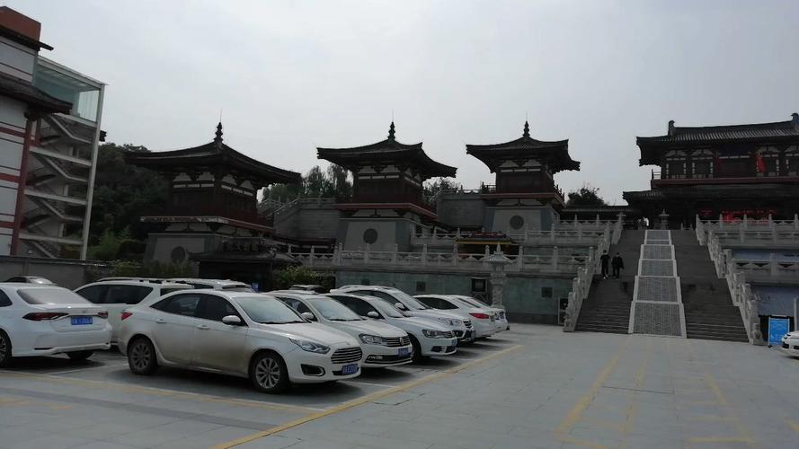 西安青龙寺好停车不?(青龙大酒店停车收费)-图2 西安青龙寺好停车不?(青龙大酒店停车收费)-图2