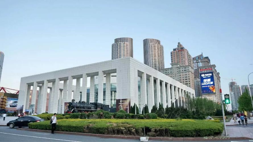 大连群众艺术馆过去叫什么电影院?(大连电影停车收费标准)-图2 大连群众艺术馆过去叫什么电影院?(大连电影停车收费标准)-图2