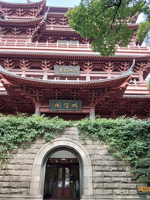 杭州城隍阁海拔？(杭州城隍阁停车场春节收费)