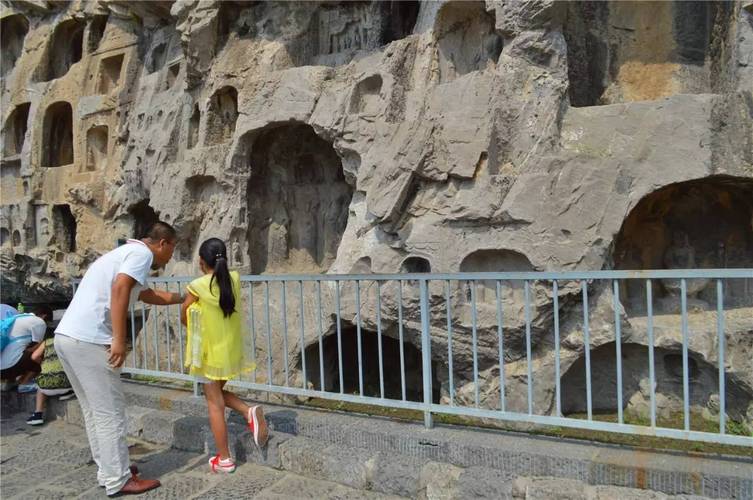11岁孩子去龙门石窟买票吗?(龙门石窟孩子收费吗)-图2 11岁孩子去龙门石窟买票吗?(龙门石窟孩子收费吗)-图2