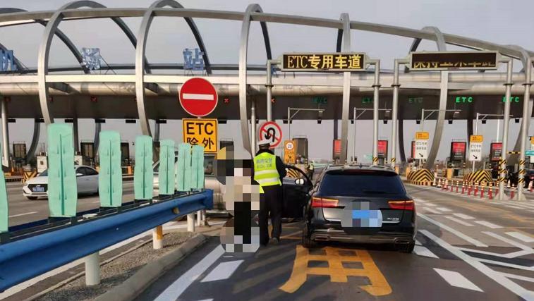 南京高速出口能掉头吗?(南京高速路收费站图片)-图3 南京高速出口能掉头吗?(南京高速路收费站图片)-图3