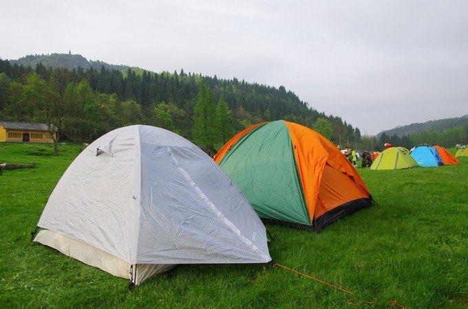 武陵山森林公园可以吊床吗(武陵山帐篷收费冲突)-图2 武陵山森林公园可以吊床吗(武陵山帐篷收费冲突)-图2