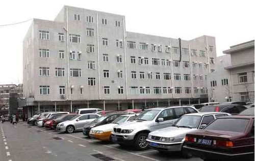 宣武医院第一停车场能停外地车吗?(宣武医院停车收费吗)-图1 宣武医院第一停车场能停外地车吗?(宣武医院停车收费吗)-图1