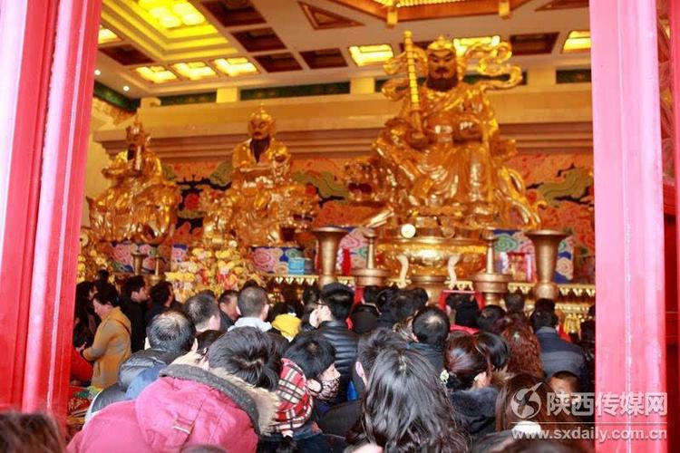 5 在自己家上香上一把好吗?(赵公明财神庙上香收费)-图1 5 在自己家上香上一把好吗?(赵公明财神庙上香收费)-图1