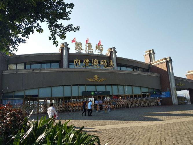 鼓浪屿码头停车费是多少？(厦门轮渡码头停车场收费标准)