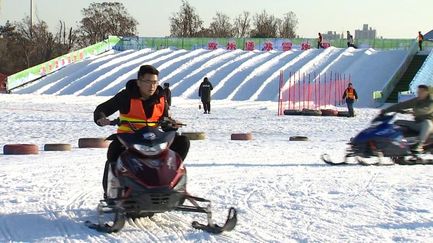 荔波冰雪世界游玩攻略?(冰雪乐园雪地摩托收费价格)-图2 荔波冰雪世界游玩攻略?(冰雪乐园雪地摩托收费价格)-图2