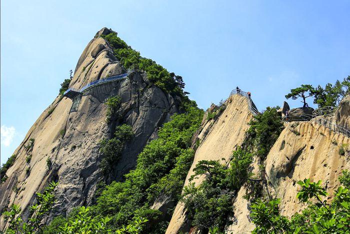 丹东凤凰山优待证免票吗?(辽宁丹东凤凰山门票及收费项目)-图2 丹东凤凰山优待证免票吗?(辽宁丹东凤凰山门票及收费项目)-图2