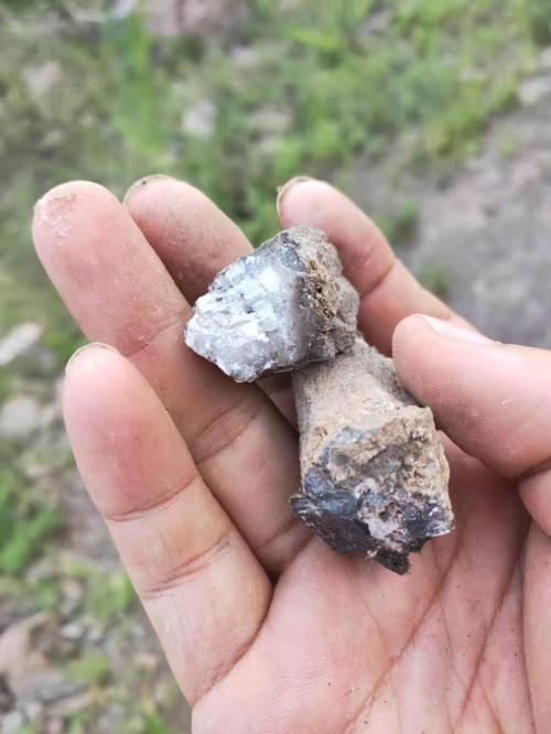 北京挖宝石的好去处?(宣化滴水崖收费吗)-图2 北京挖宝石的好去处?(宣化滴水崖收费吗)-图2