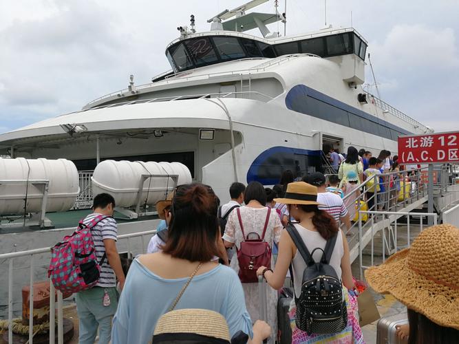 涠洲岛汽车可以轮渡吗?(过年涠洲岛汽车轮渡如何收费)-图1 涠洲岛汽车可以轮渡吗?(过年涠洲岛汽车轮渡如何收费)-图1