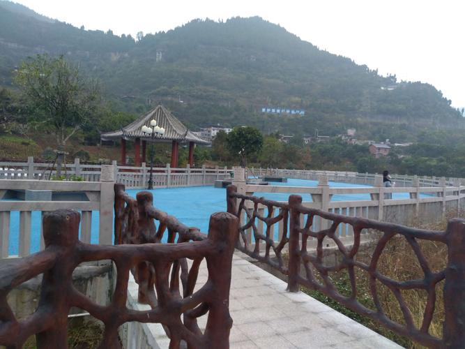 万州凤凰花果山门票？(三峡坝区景点旅游怎么收费)-图2