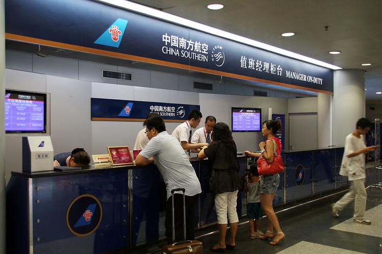 为什么南方航空只能线下值机？(南方航空自助值机需要收费吗)