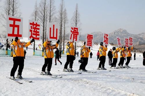 六七月份适合去哪旅游?(五莲山滑雪场里面还要收费吗)-图1 六七月份适合去哪旅游?(五莲山滑雪场里面还要收费吗)-图1