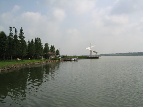 崇明春节旅游攻略?(崇明岛明珠湖钓鱼怎么收费)-图2 崇明春节旅游攻略?(崇明岛明珠湖钓鱼怎么收费)-图2