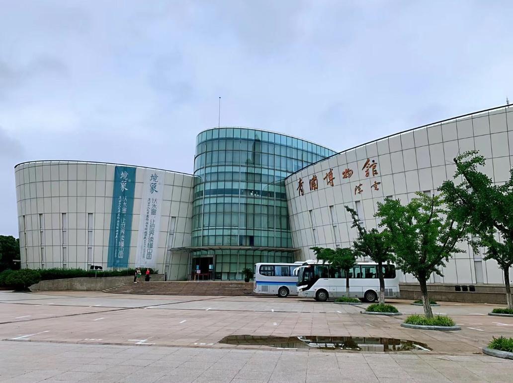 逛博物馆朋友圈说说？(青浦博物馆收费吗)